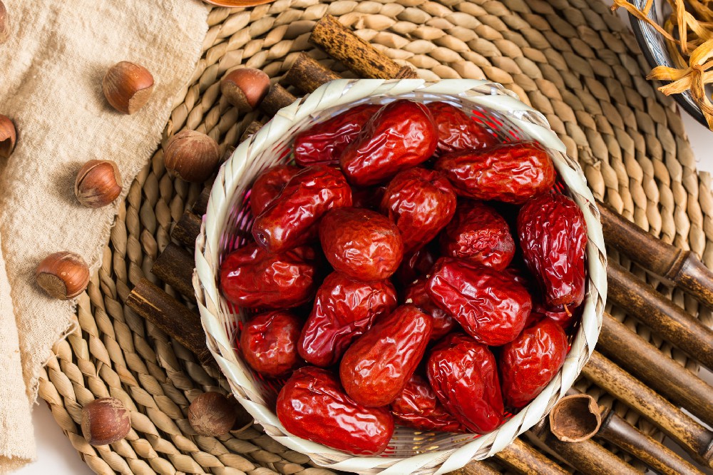 摄图网_500850541_banner_新疆和田红枣可抠图(企业商用).jpg