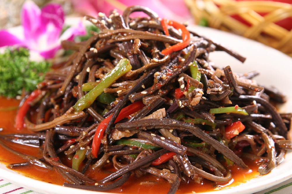摄图网_500802396_banner_炒蕨菜（企业商用）.jpg